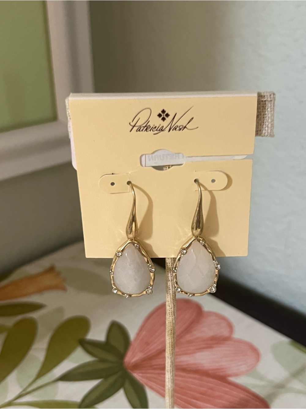 NWT Patricia Nash Gold Teardrop Earrings with Cream Faceted Stones #PNER